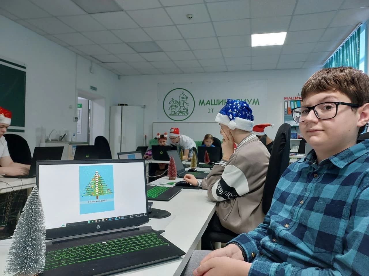 Фото — Новогодняя неделя 2024 год