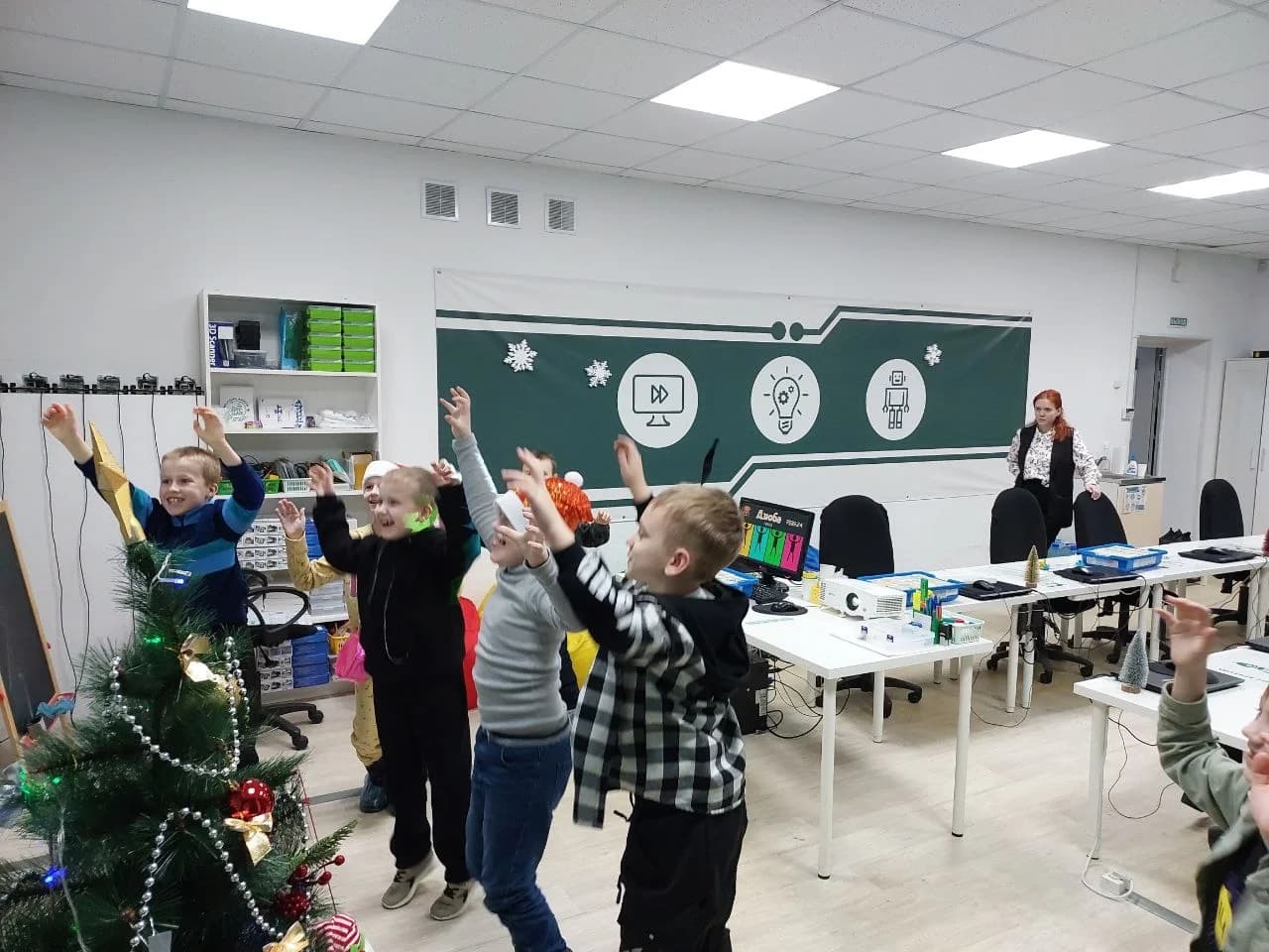 Фото — Новогодняя неделя 2024 год
