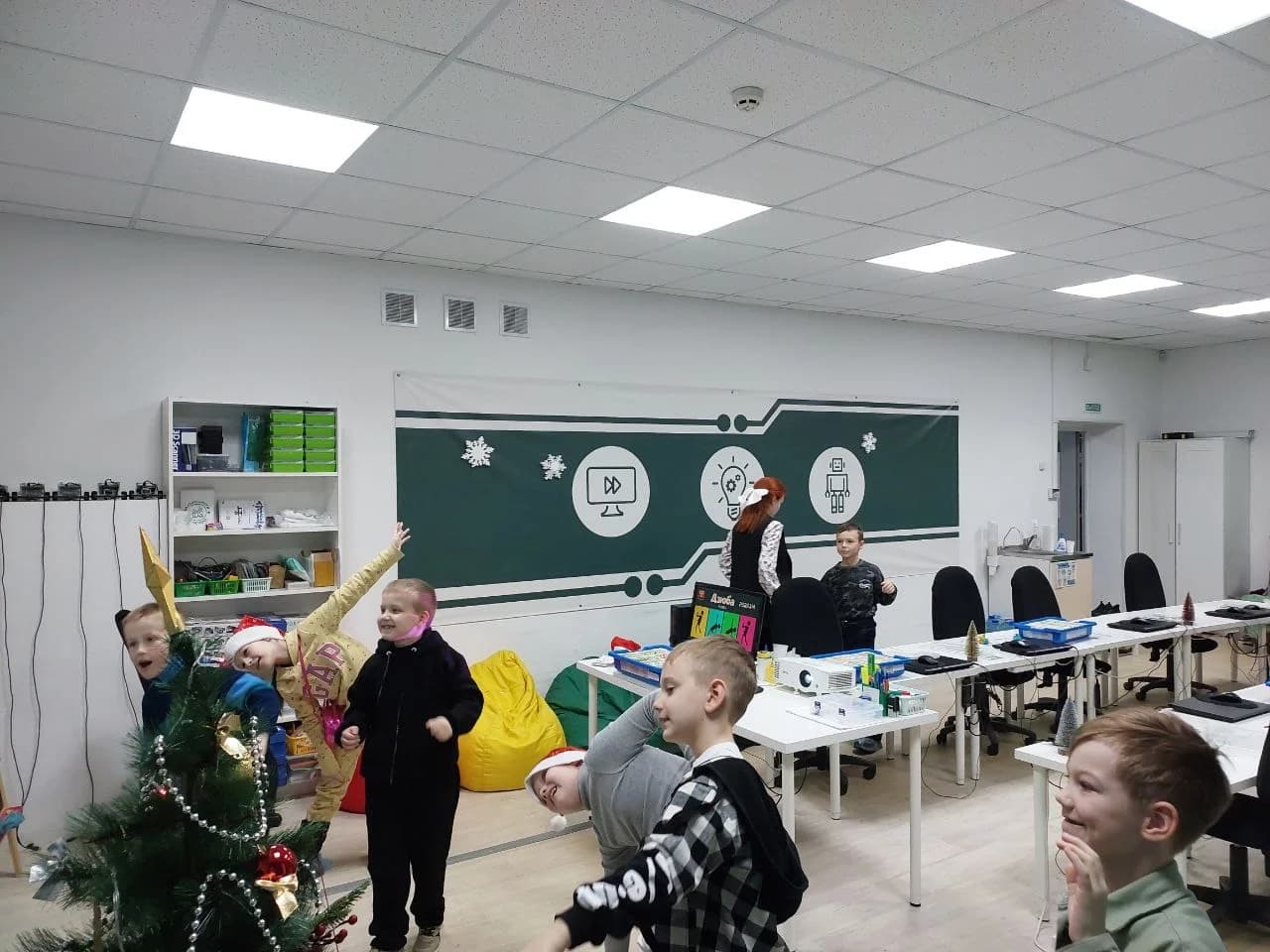 Фото — Новогодняя неделя 2024 год
