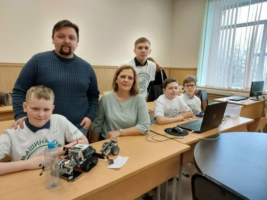 Участие в 10-м областном конкурсе по робототехнике и автоматизации