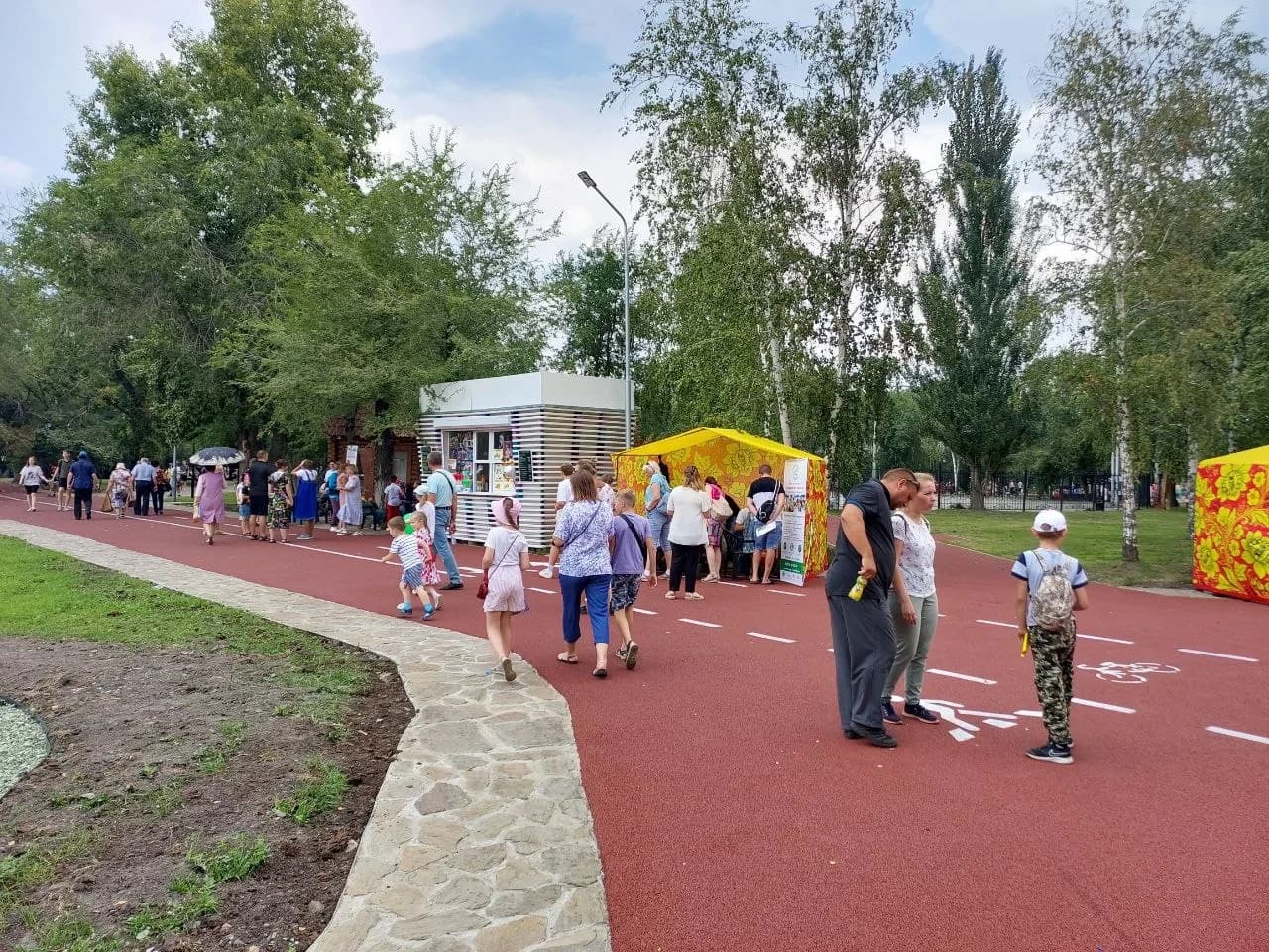 Фото — Наша школа робототехники с радостью приняла участие в праздновании дня рождения нашего люб…