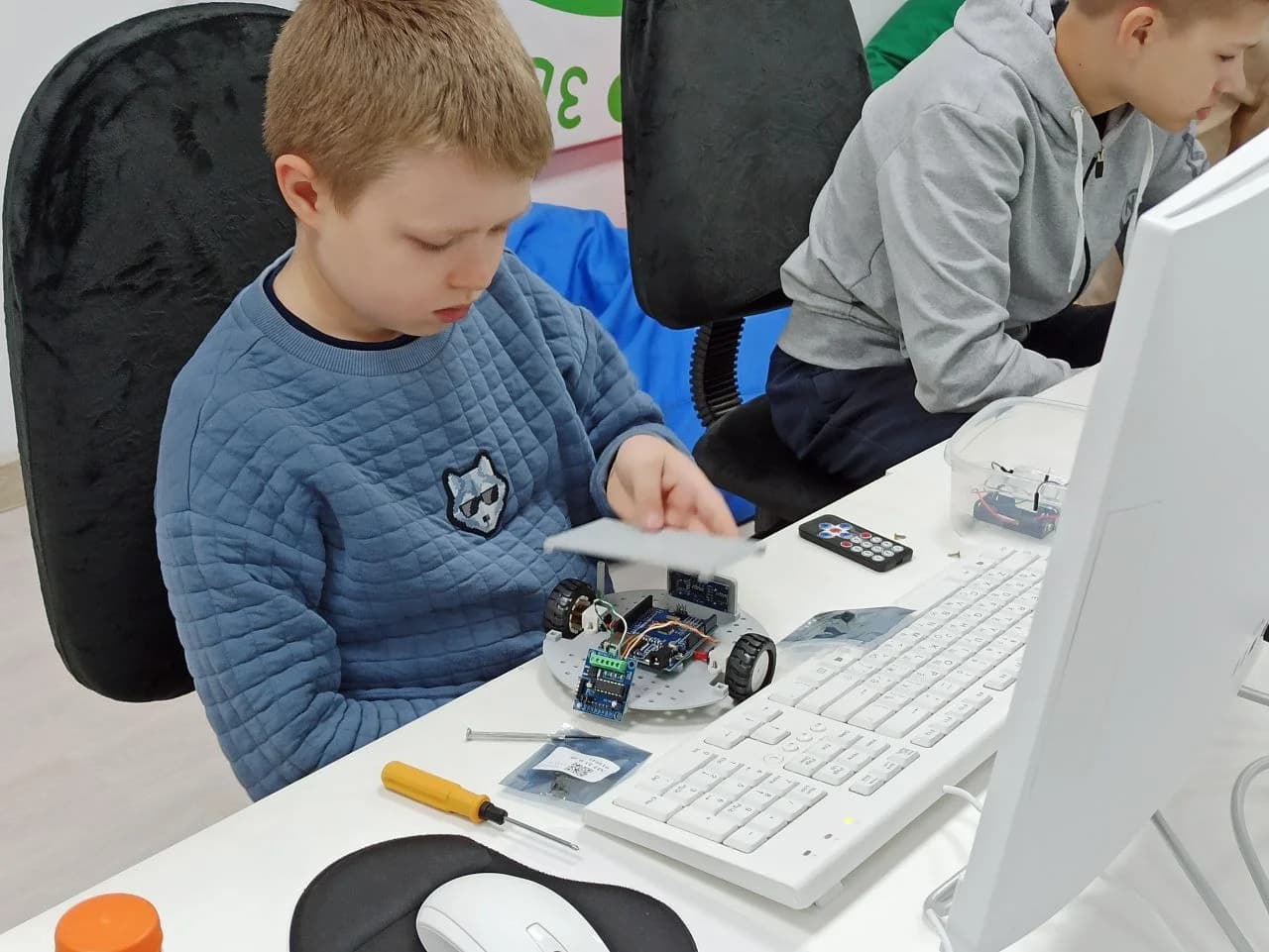 Фото — Трудовые будни робототехников 👩‍🎓👨‍🎓😉