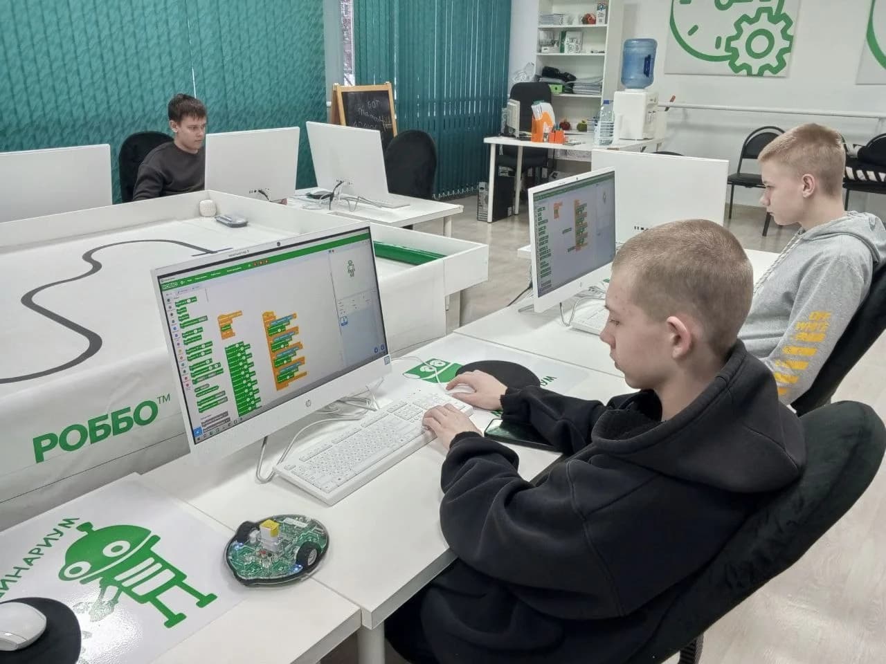 Фото — 🎉 МашинариУМ возвращается к занятиям! 🚀