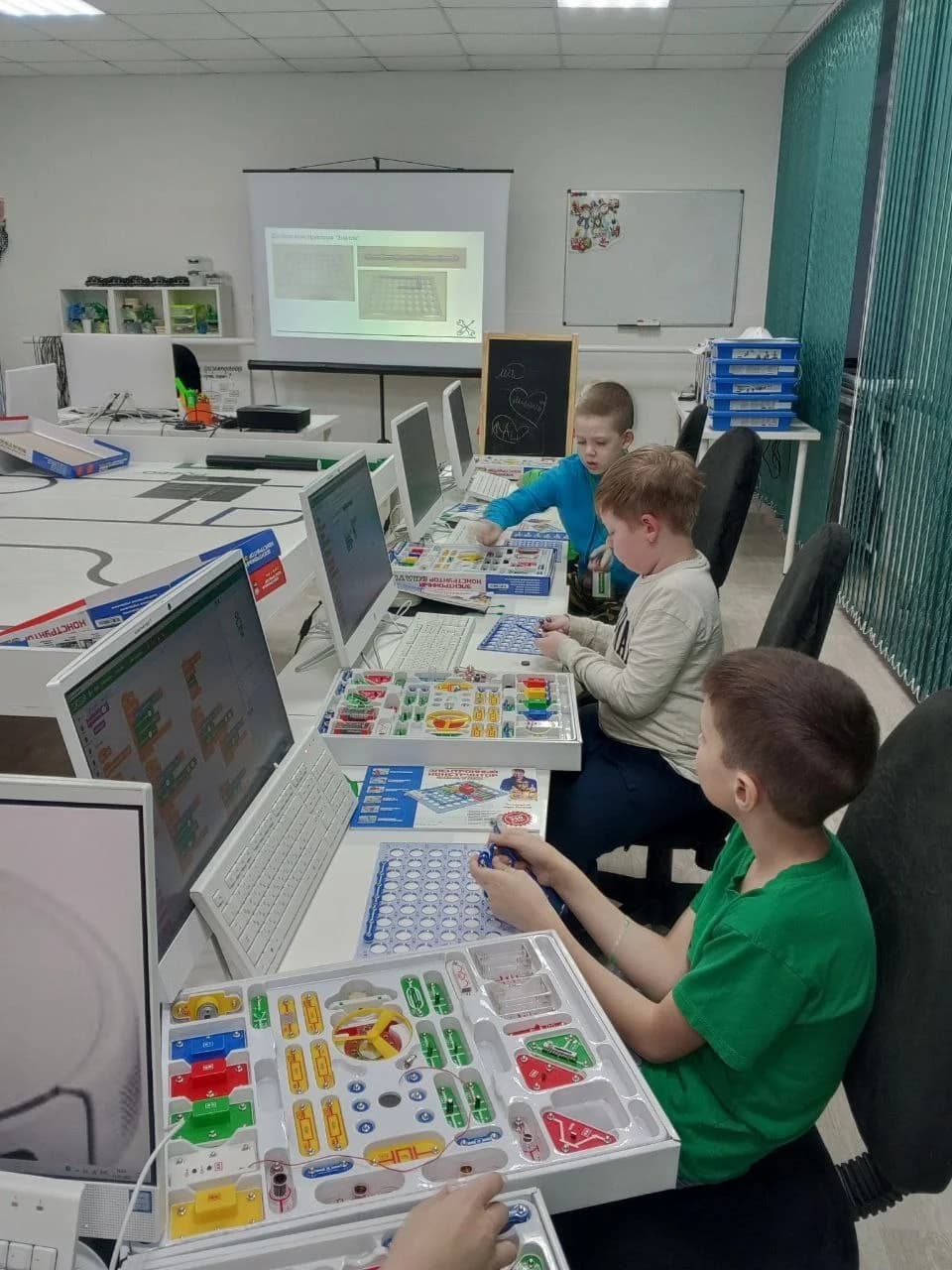 Фото — 🎉 МашинариУМ возвращается к занятиям! 🚀