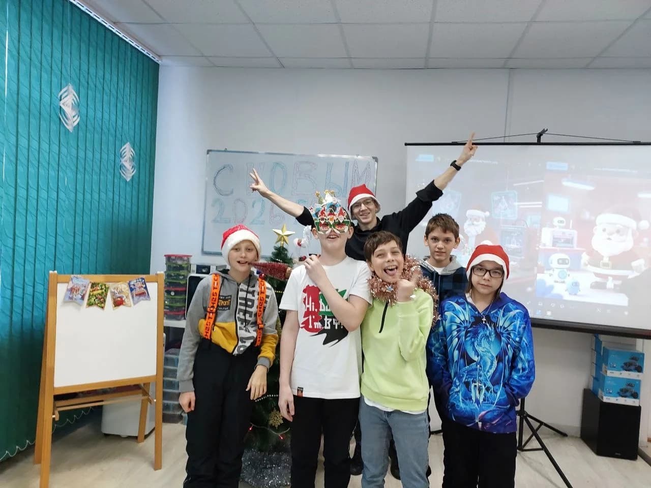 Фото — 🎄✨ А у нас начались предновогодние занятия! ✨🎄