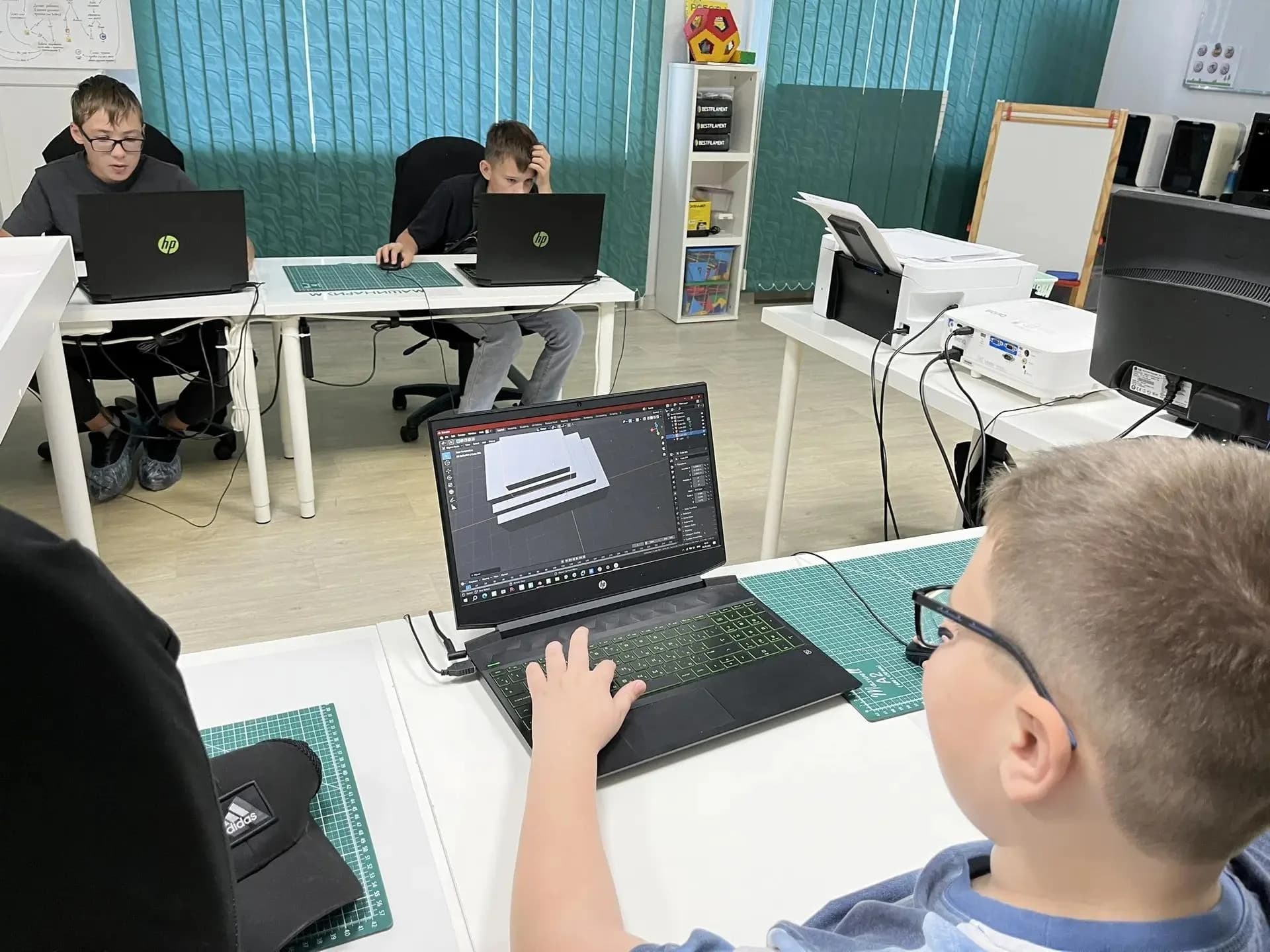 Фото — У кого как, а у нас занятия уже идут полным ходом! 🤖 